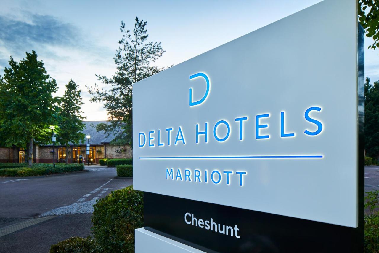 Delta Hotels By Marriott Cheshunt Broxbourne Buitenkant foto